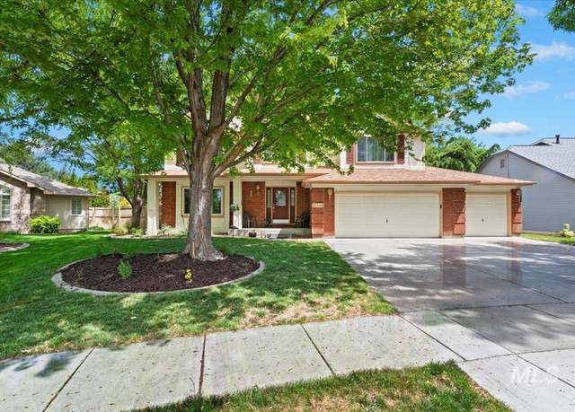 Property at 13246 W Bluebell Dr, Boise, ID 83713, 5 beds, 3.5 baths