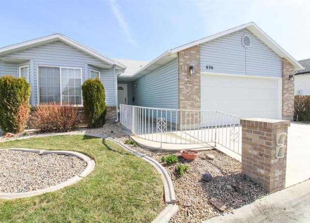 Property at 636 N Sterling St, Nampa, ID 83651, 2 beds, 2 baths