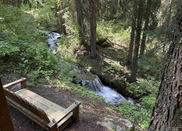 Property at 24 Wapiti Dr, Cascade, ID 83611