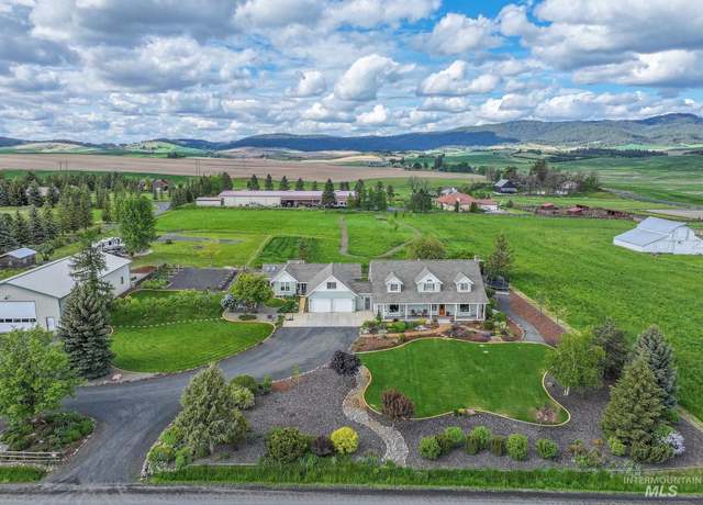 Property at 2350 Trail Rd, Moscow, ID 83843, 7 beds, 5 baths
