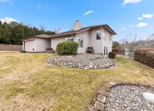 Property at 2566 Grandview Dr, Clarkston, WA 99403-2917, 4 beds, 2 baths