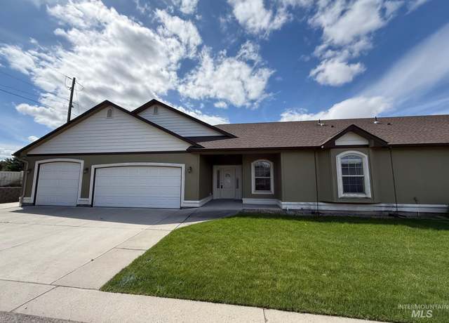 Property at 164 Ash Loop, Fruitland, ID 83619, 3 beds, 2 baths