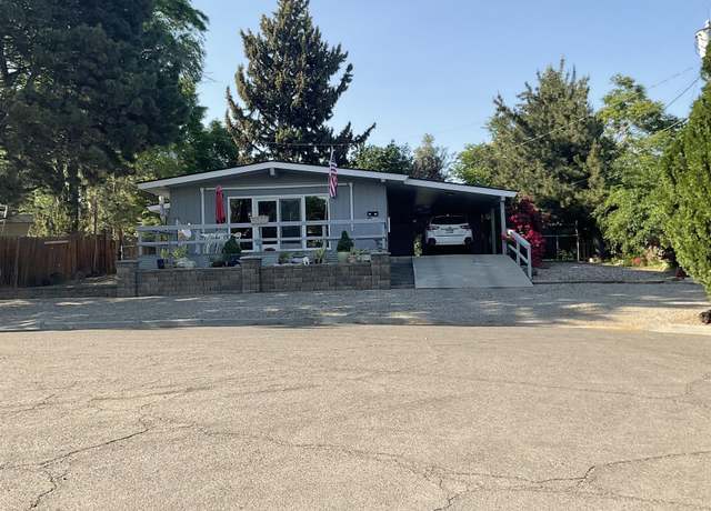 Property at 2041 Sunrise Cir, Twin Falls, ID 83301, 2 beds, 1 bath