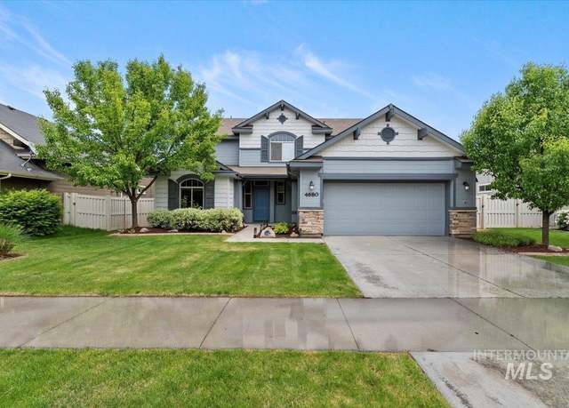 Property at 4680 N Maplestone Ave, Meridian, ID 83646-4928, 4 beds, 2.5 baths