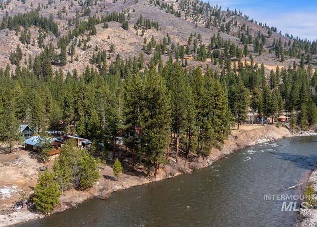 Property at 10 Bransons Dr, Lowman, ID 83637, 3 beds, 2 baths