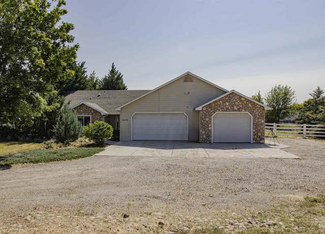 Property at 2430 Sunset Dr, Ontario, OR 97914, 4 beds, 3 baths