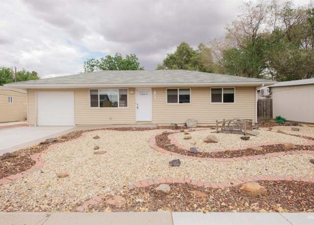 Property at 755 S 12th E, Mountain Home, ID 83647, 3 beds, 1 bath