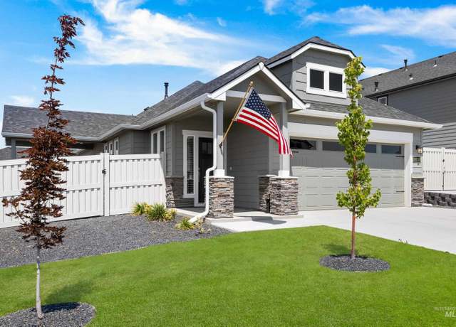 Property at 10030 W Novato Dr, Star, ID 83669, 3 beds, 2 baths