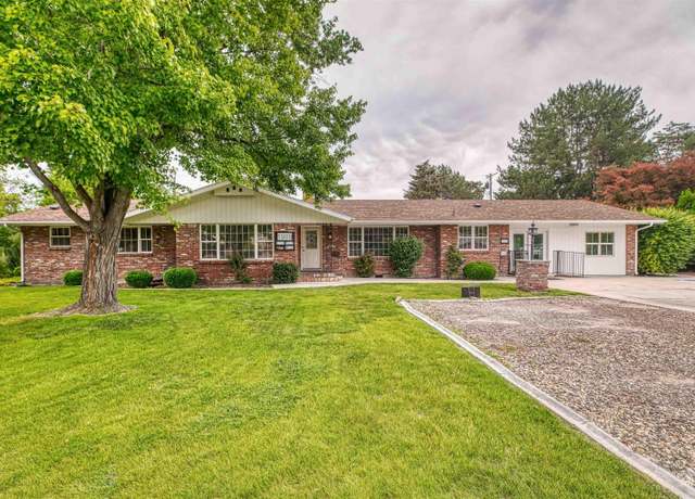 Property at 1909 S 10th Ave, Caldwell, ID 83605, 3 beds, 3.5 baths