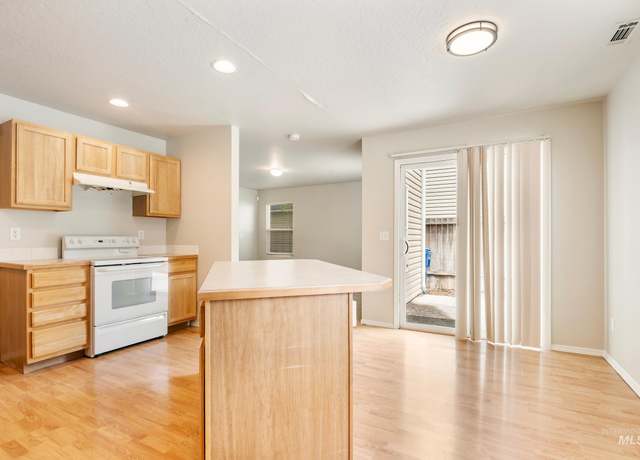 Property at 6418 S White Cliff Ave, Boise, ID 83709, 3 beds, 2 baths