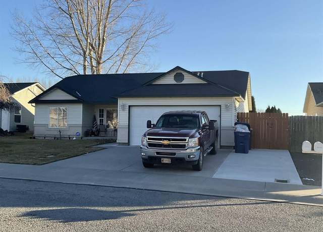 Property at 2544 Alderwood Ave, Twin Falls, ID 83301, 3 beds, 2 baths