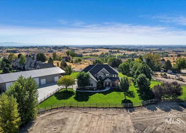 Property at 7697 Lanktree Ln, Middleton, ID 83644, 6 beds, 4 baths