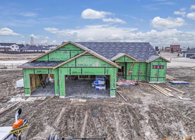 Property at 1637 Tule Dr, Twin Falls, ID 83301, 4 beds, 2 baths