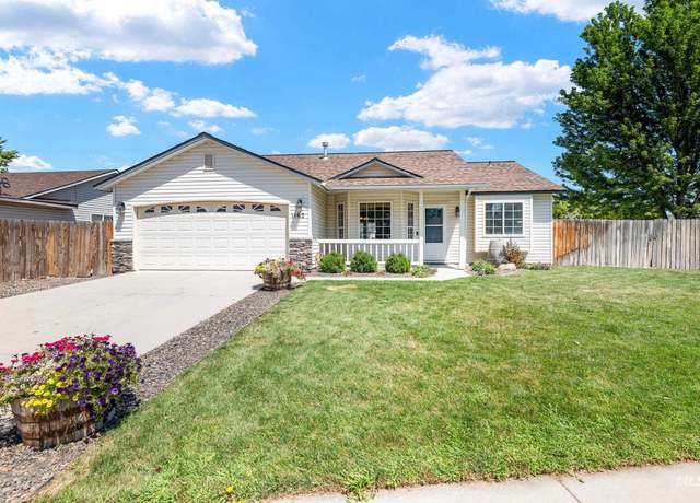 Property at 1162 Valley Ct, Middleton, ID 83644, 3 beds, 2 baths