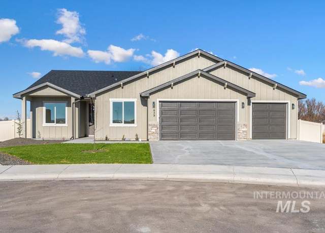 Property at 439 Autumn Blaze St, New Plymouth, ID 83655, 4 beds, 2 baths