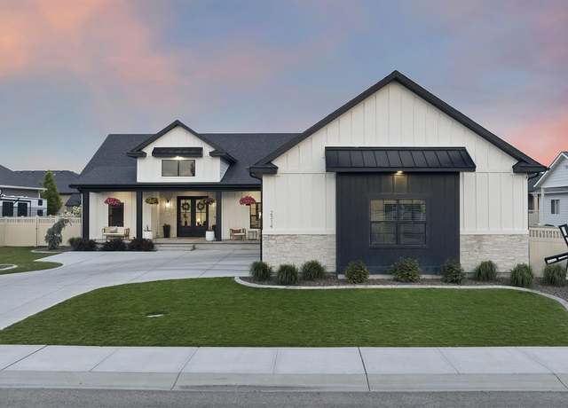 Property at 2314 Bisbee Pl, Twin Falls, ID 83301, 4 beds, 2 baths