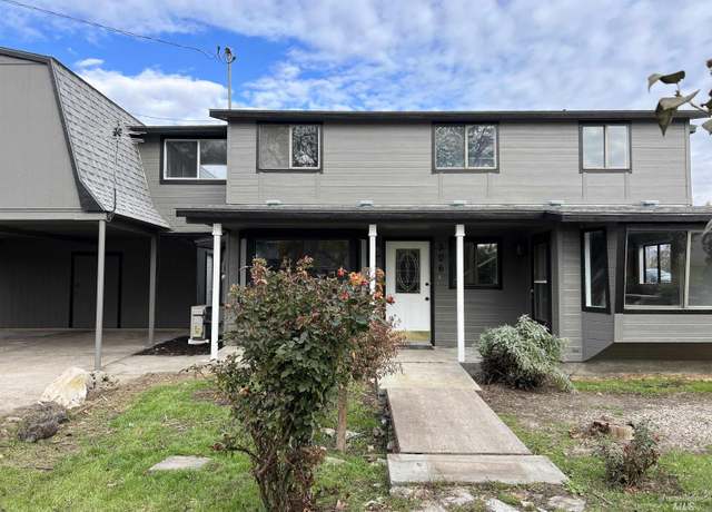 Property at 306 W 1st St, Emmett, ID 83617, 4 beds, 3 baths
