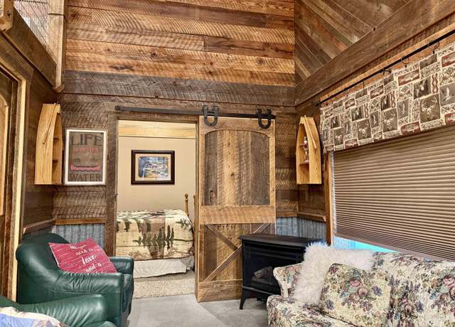 Property at 210 Spalding Ave, Winchester, ID 83555, 1 bed, 2 baths