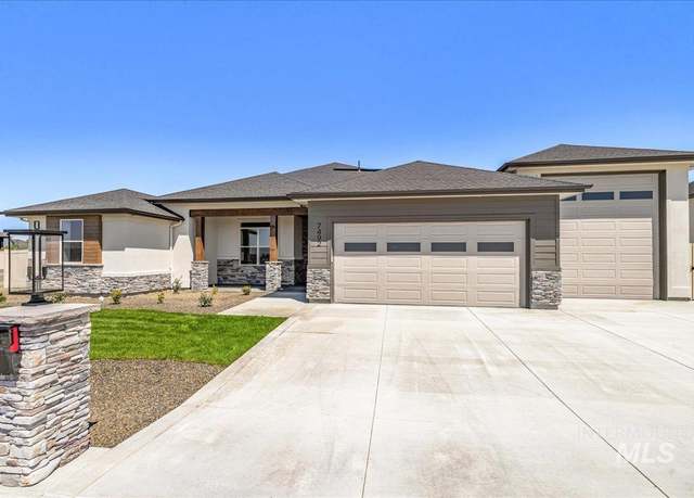 Property at 7492 E Newcastle Dr, Nampa, ID 83687, 3 beds, 2 baths