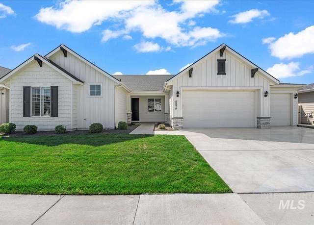 Property at 8875 W Purple Martin St, Star, ID 83669, 3 beds, 2 baths