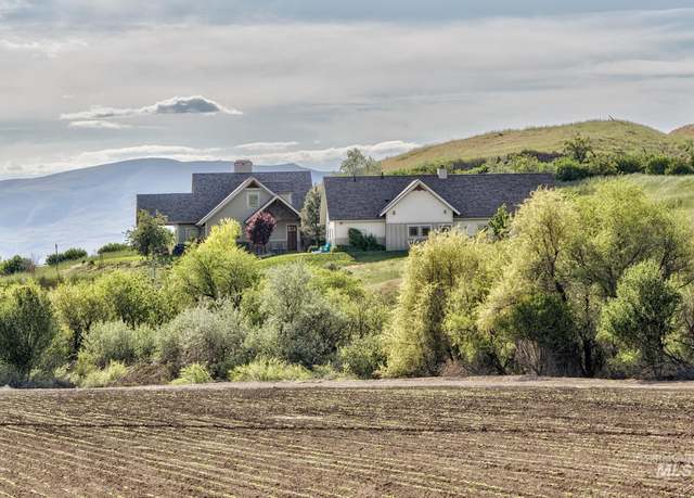 Property at 1179 Pleasant View Dr, Weiser, ID 83672, 7 beds, 5 baths