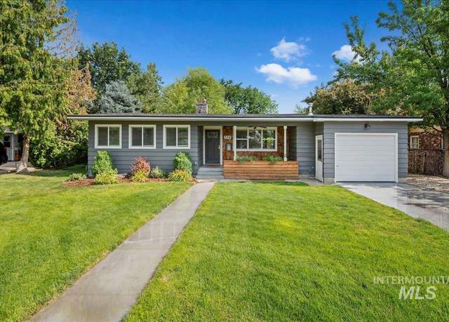 Property at 324 W Dewey Ave, Nampa, ID 83686, 2 beds, 2 baths
