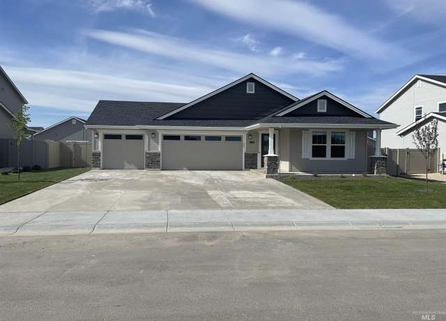 Property at 15709 N Labrador Ave, Nampa, ID 83651, 4 beds, 2 baths