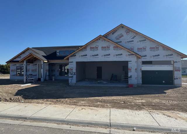 Property at 1628 Tule Dr, Twin Falls, ID 83301, 4 beds, 2.5 baths