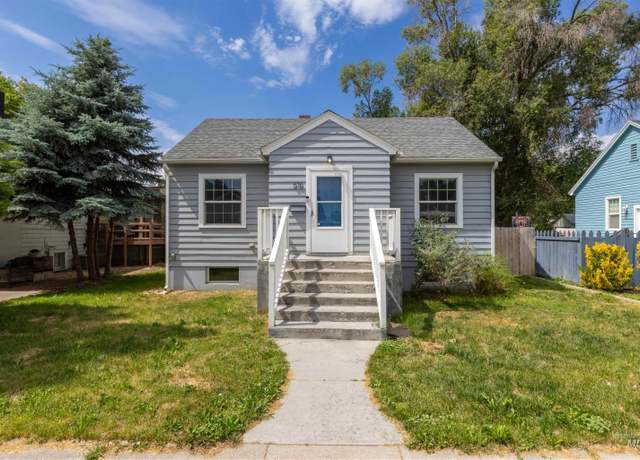 Property at 616 & 616 1/2 Everett #2, Caldwell, ID 83605, 3 beds, 2 baths