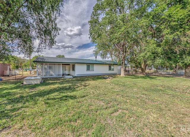 Property at 3315 NW 7th Ave, Ontario, OR 97914, 3 beds, 1 bath