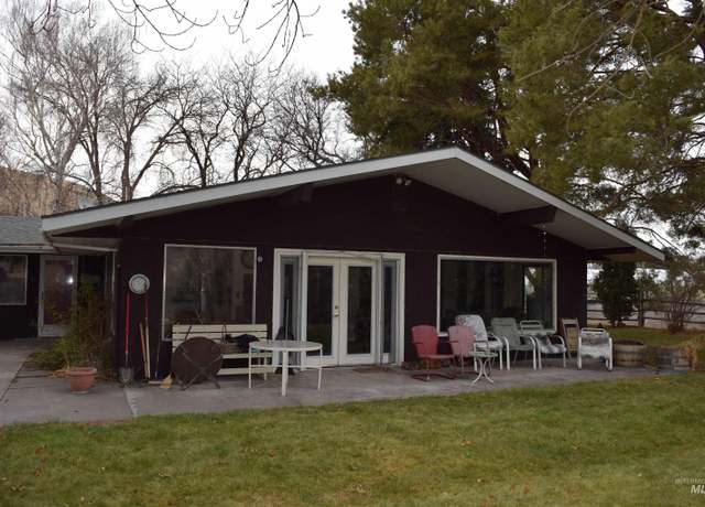 Property at 4778 River Rd, Buhl, ID 83316, 2 beds, 1 bath
