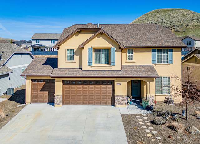 Property at 5556 W Creeks Edge Dr, Eagle, ID 83714, 4 beds, 2.5 baths