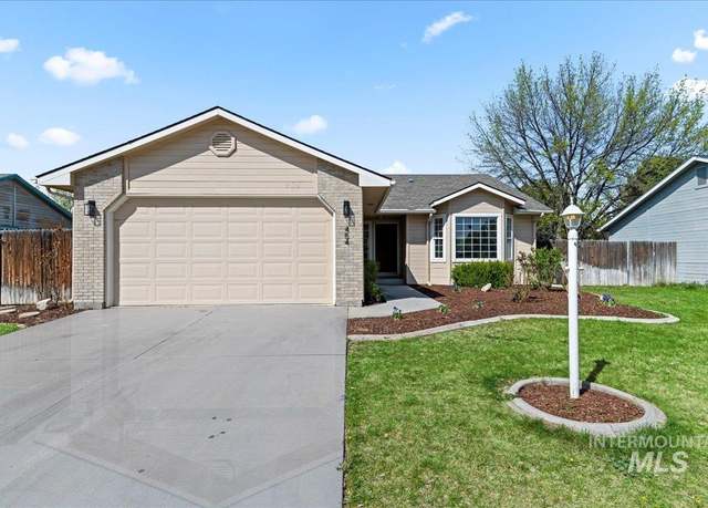 Property at 454 W Waterbury Dr, Meridian, ID 83646, 3 beds, 2 baths
