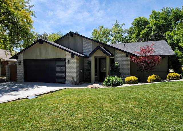 Property at 809 E Pennsylvania Dr, Boise, ID 83706, 4 beds, 3.5 baths