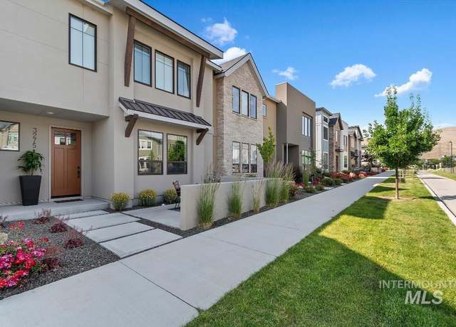 Property at 3275 S Millbrook Way, Boise, ID 83716, 3 beds, 2.5 baths