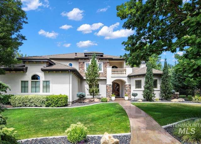 Property at 926 W Sherason Dr, Eagle, ID 83616, 5 beds, 4 baths