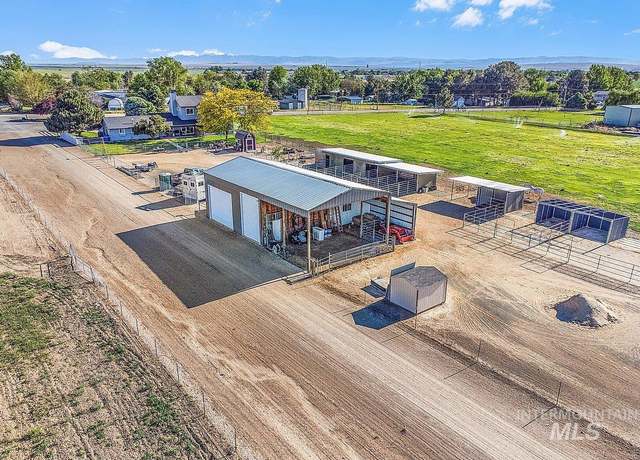 Property at 12195 S Hawk Haven Ave, Kuna, ID 83634-2601, 4 beds, 3 baths