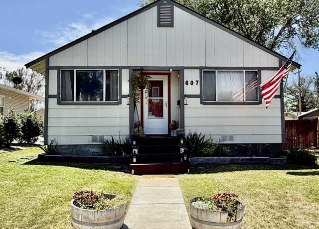 Property at 607 9th Ave N, Buhl, ID 83316, 2 beds, 1 bath