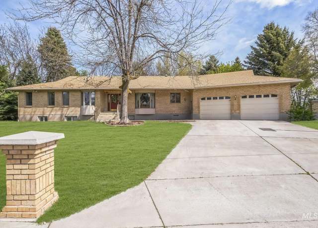 Property at 125 E Valley View Dr, Preston, ID 83263, 6 beds, 4 baths