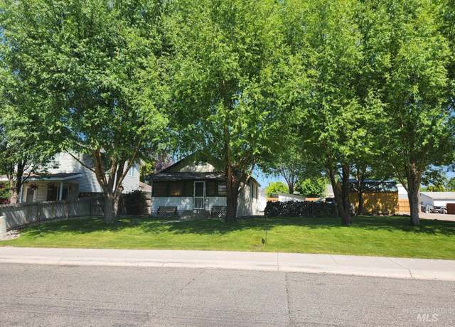 Property at 604 S Davis, Jerome, ID 83338, 2 beds, 1 bath