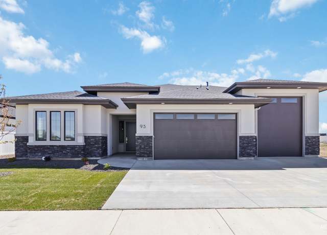 Property at 95 E Jarvis St, Meridian, ID 83642, 3 beds, 2.5 baths