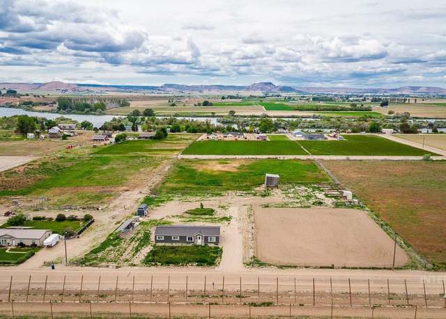 Property at 26915 Chips Ln, Parma, ID 83660, 3 beds, 2 baths