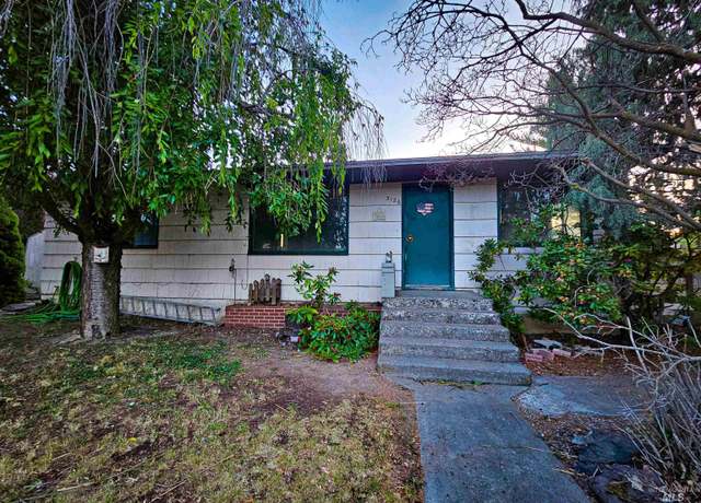 Property at 3126 4th St, Lewiston, ID 83501, 5 beds, 1 bath
