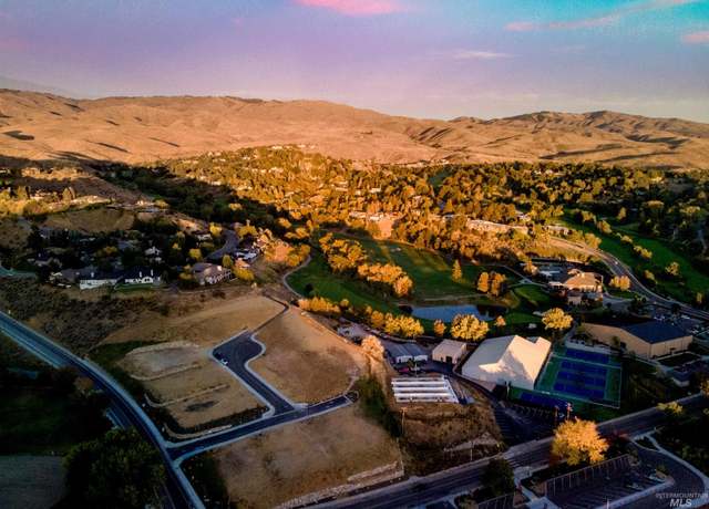 Property at 611 W Parkside View Ln, Boise, ID 83702