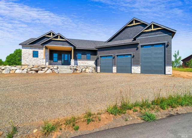 Property at 13915 Sky View Ct, Mccall, ID 83638, 3 beds, 2 baths