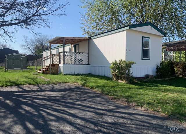 Property at 813 Long Valley St, Nampa, ID 83687, 3 beds, 2 baths