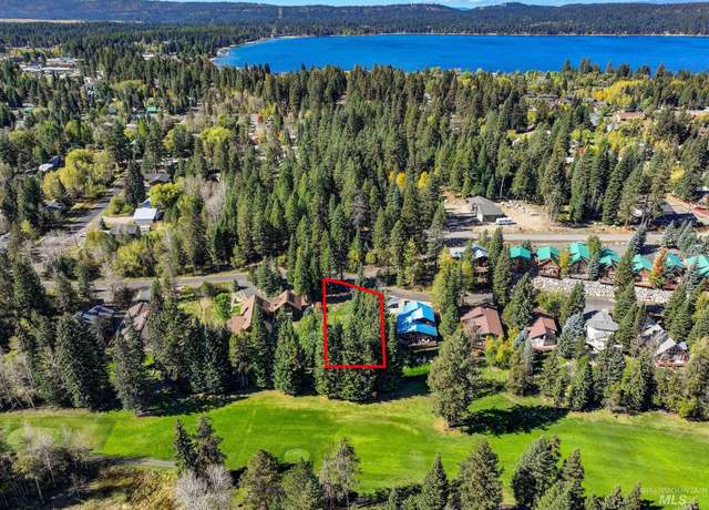 Property at 1365 Divot Ln, Mccall, ID 83638