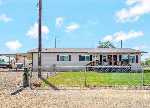 Property at 1785 N Haskett St, Mountain Home, ID 83647, 3 beds, 2 baths