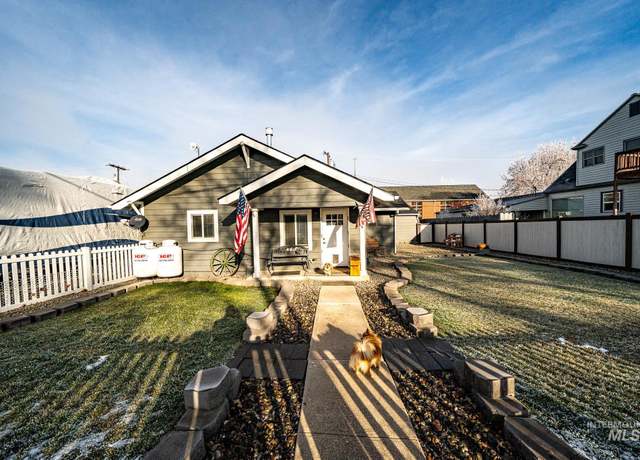 Property at 409 W South St, Grangeville, ID 83530, 3 beds, 2 baths