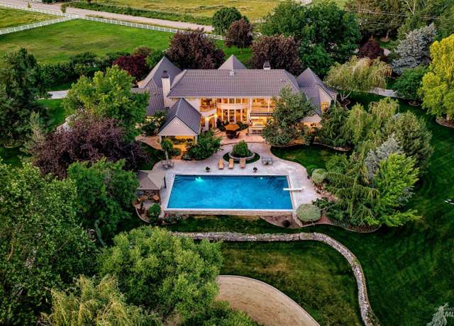 Property at 4119 N Park Ln, Eagle, ID 83616, 5 beds, 5.5 baths